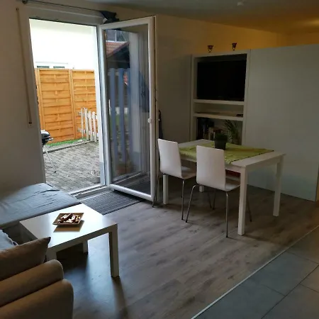 Modernes Schwarzwald Naehe Freiburg Lägenhet Winden im Elztal